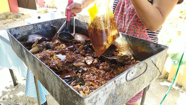 COCHINITA PIBIL COMIDA CALLEJERA